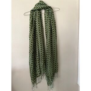 Women's Green Geometric Pattern Scarf with Fringed Edges‎